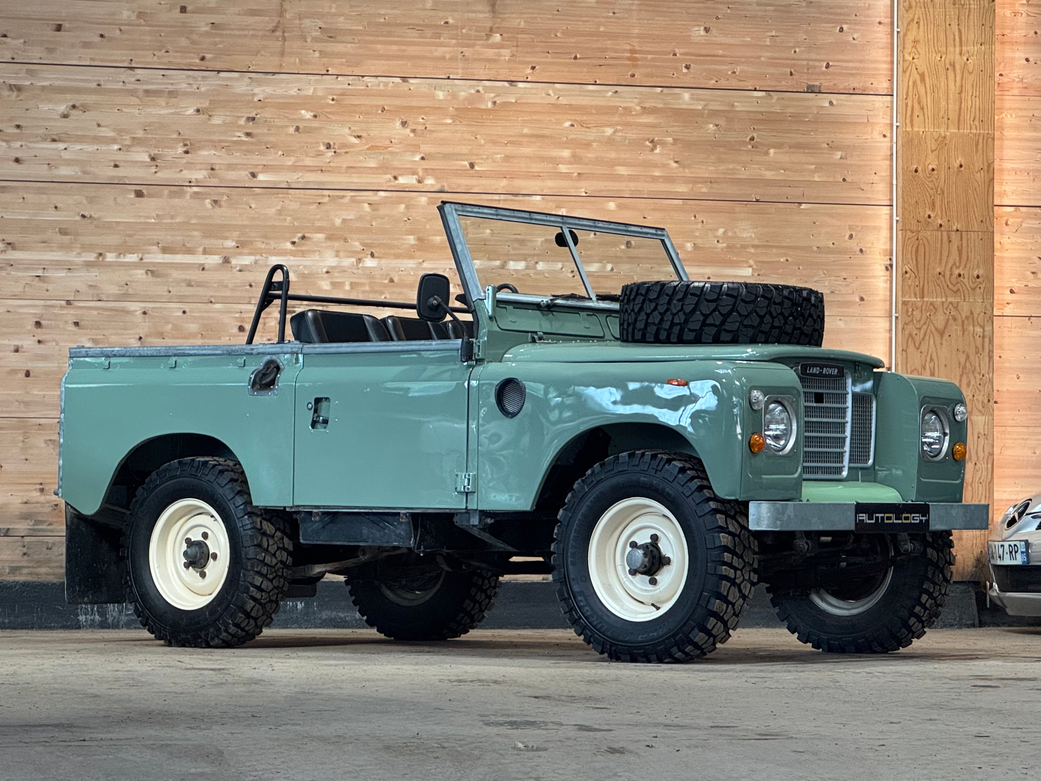 Land Rover 88 Serie III 2.2d