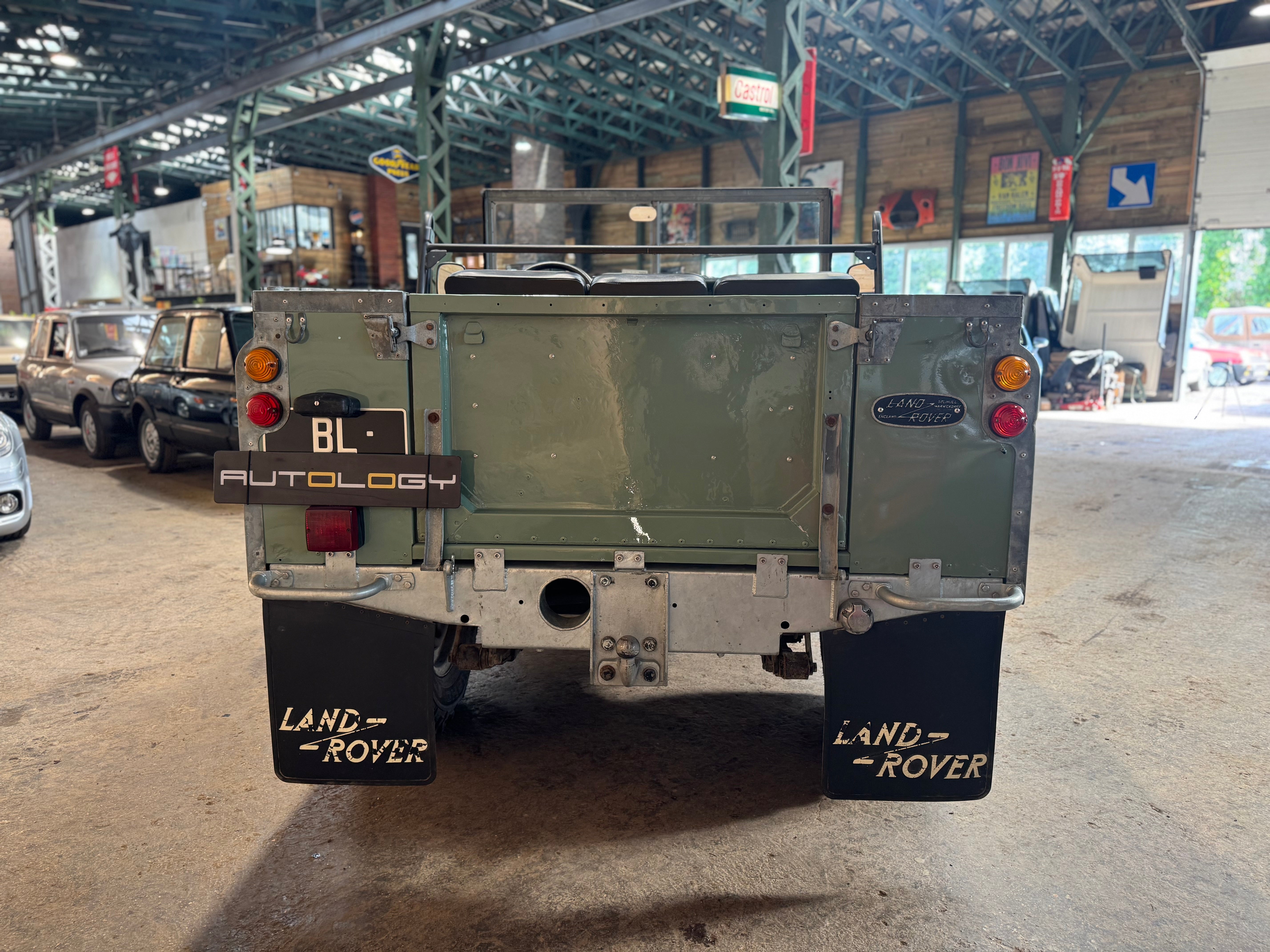 Land Rover 88 Serie III 2.2d