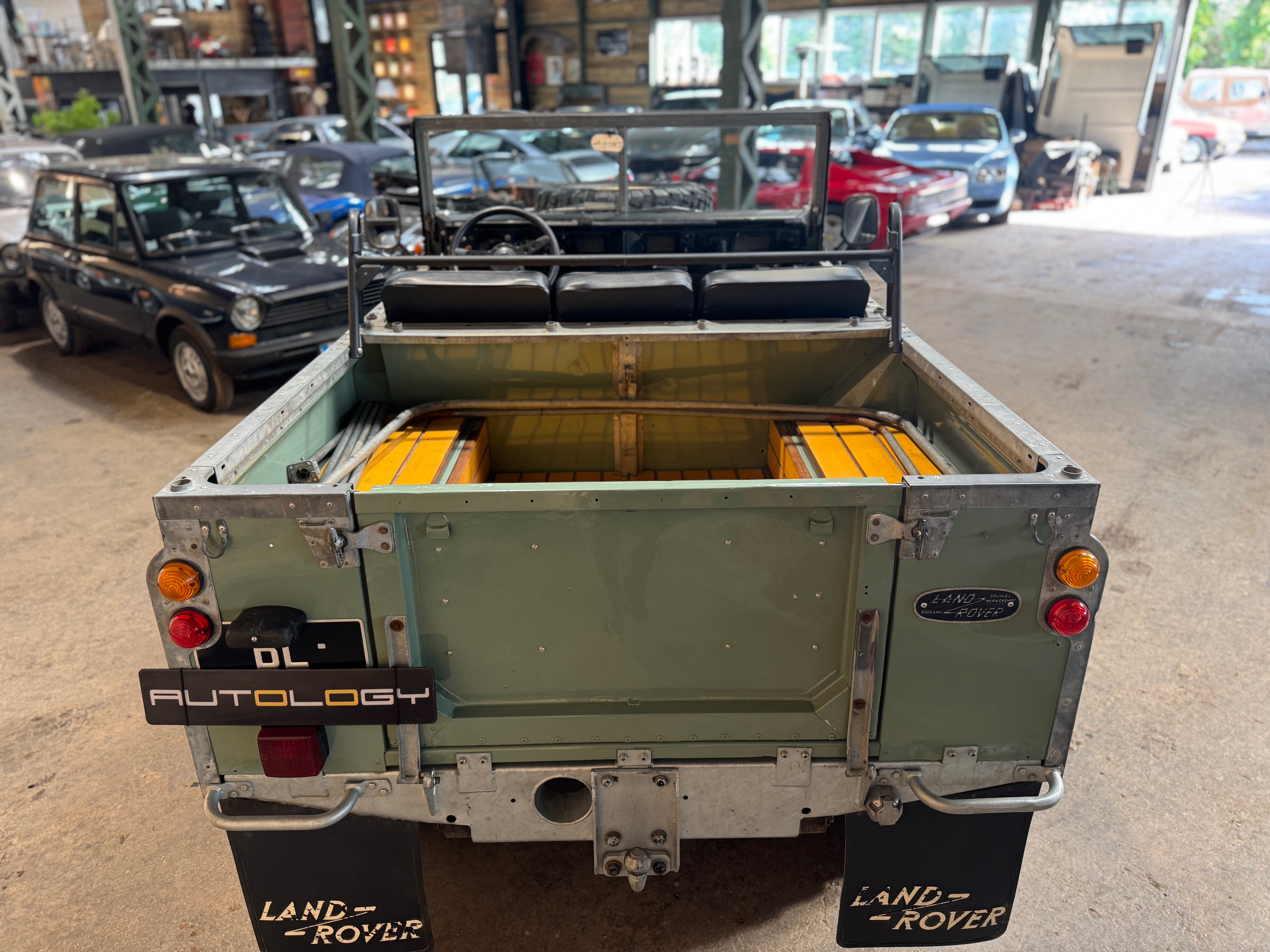 Land Rover 88 Serie III 2.2d