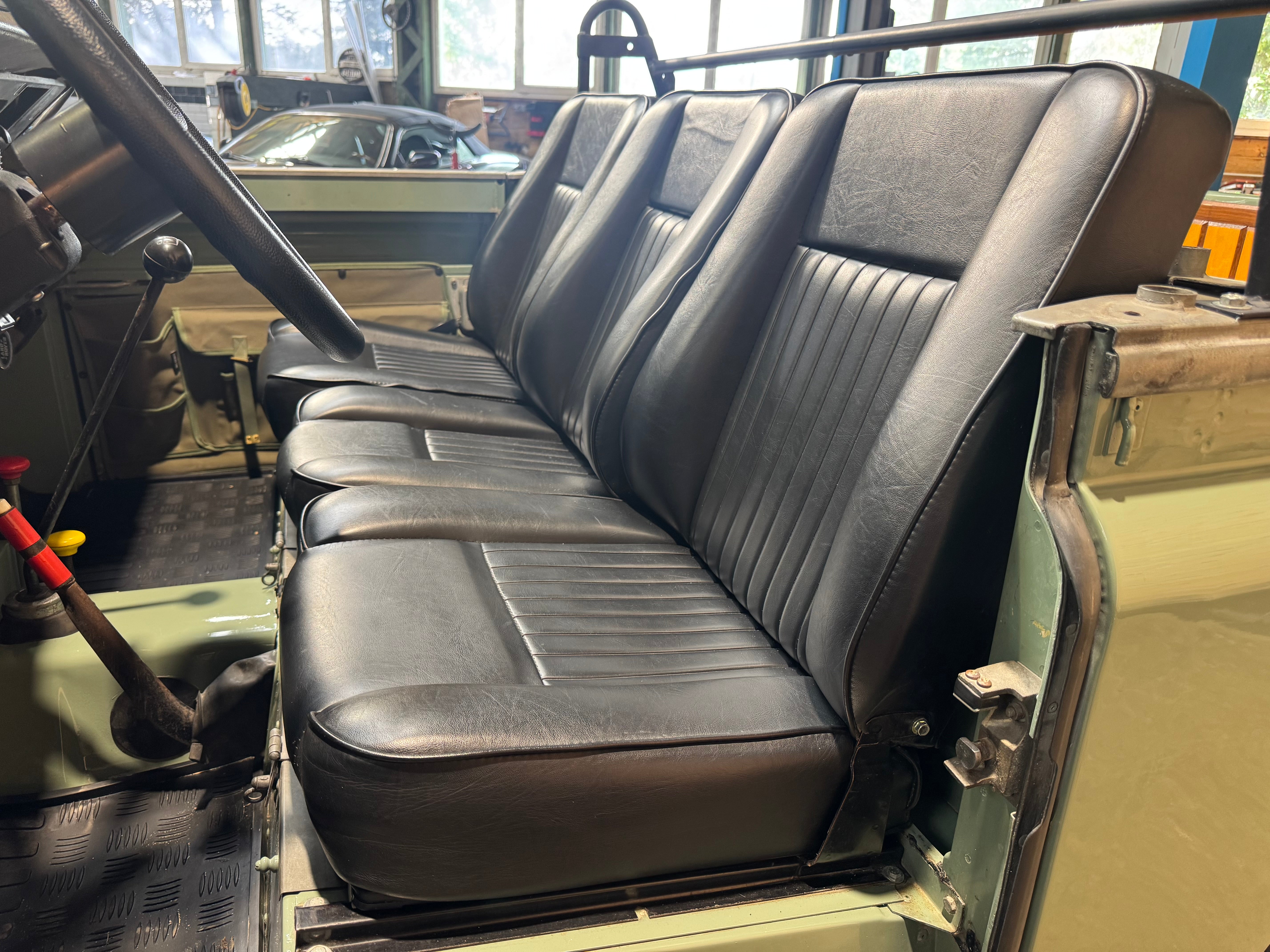 Land Rover 88 Serie III 2.2d