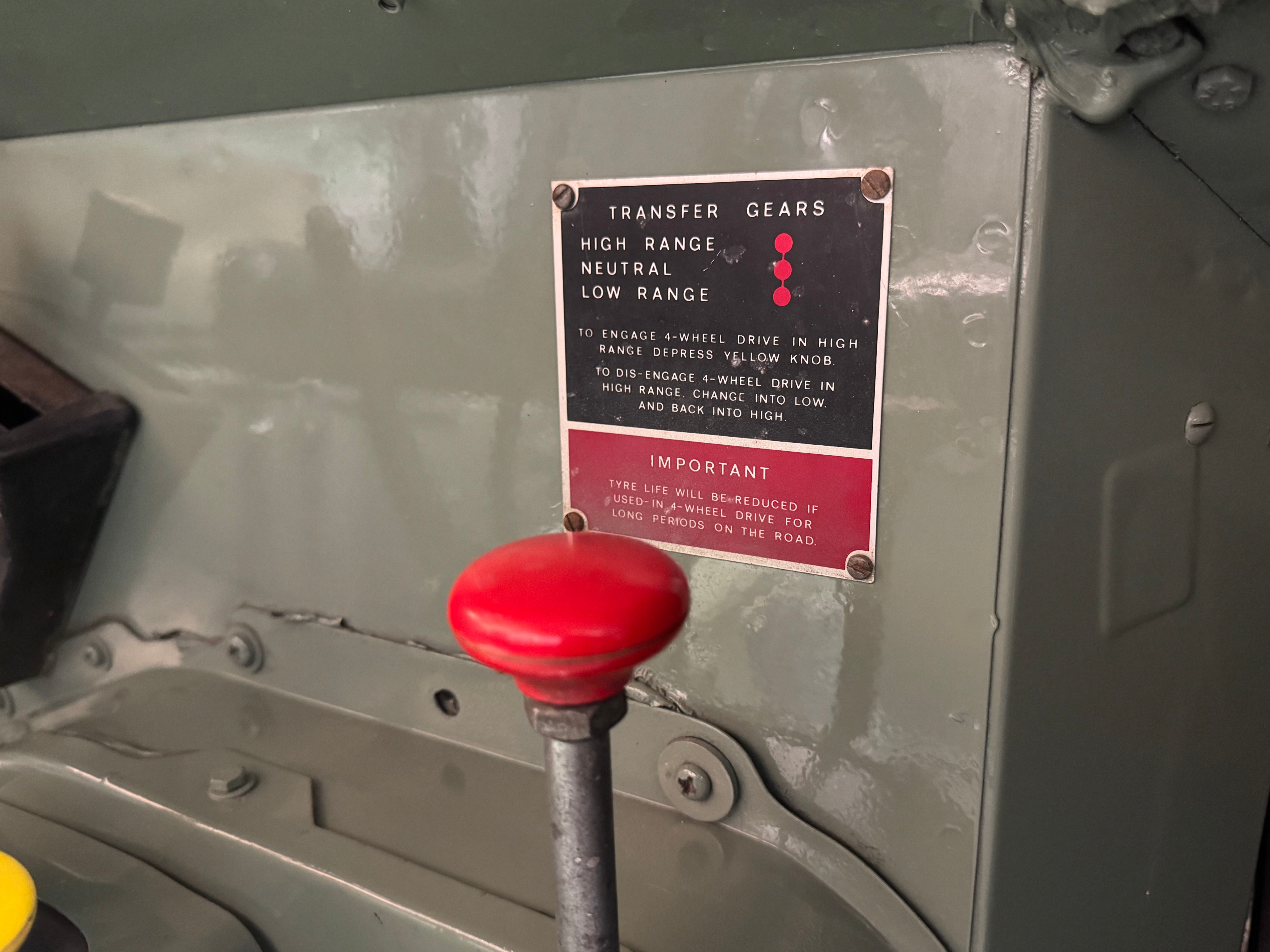 Land Rover 88 Serie III 2.2d