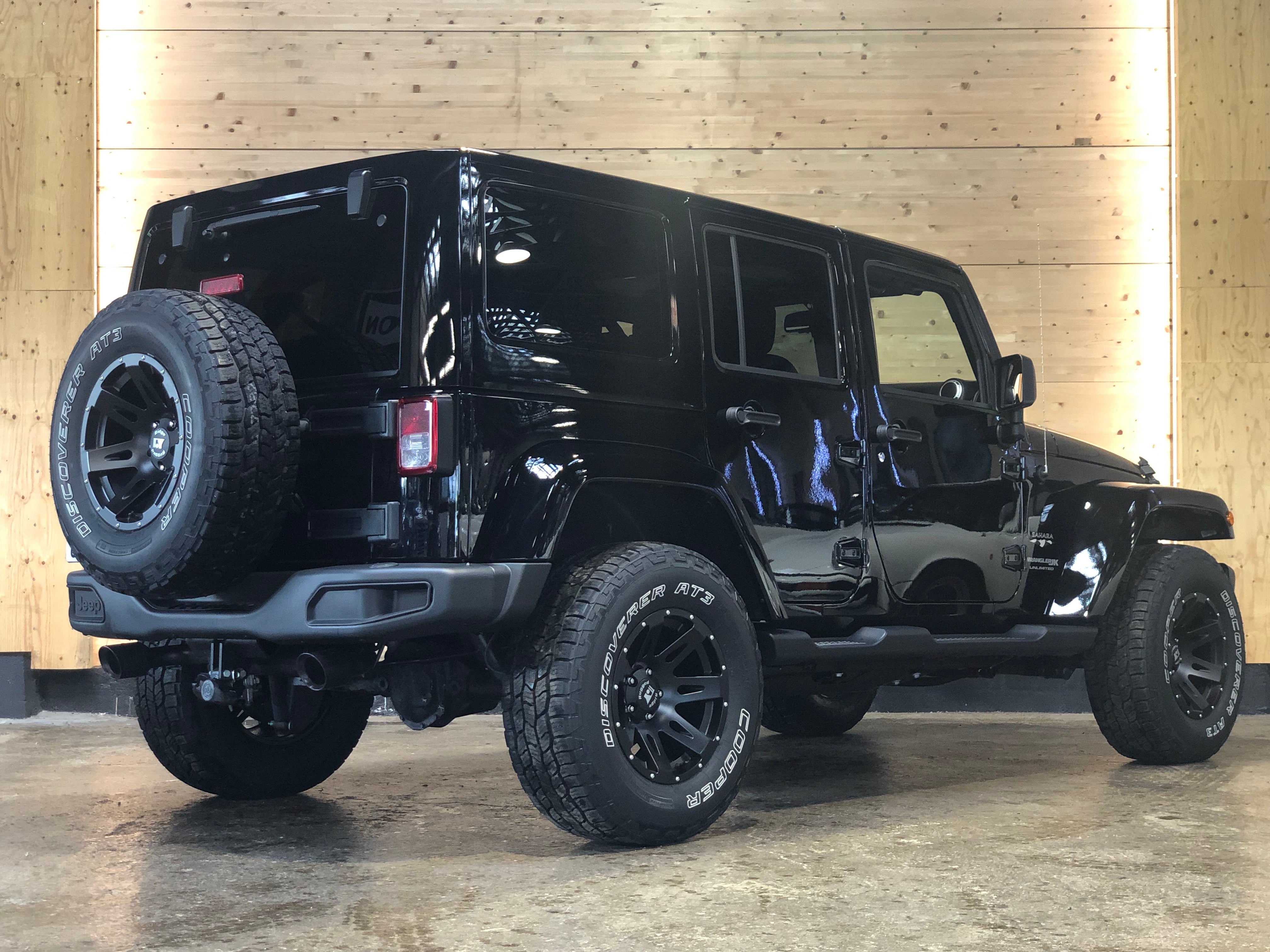 Jeep Wrangler Unlimited V6 3.6 Sahara BVA