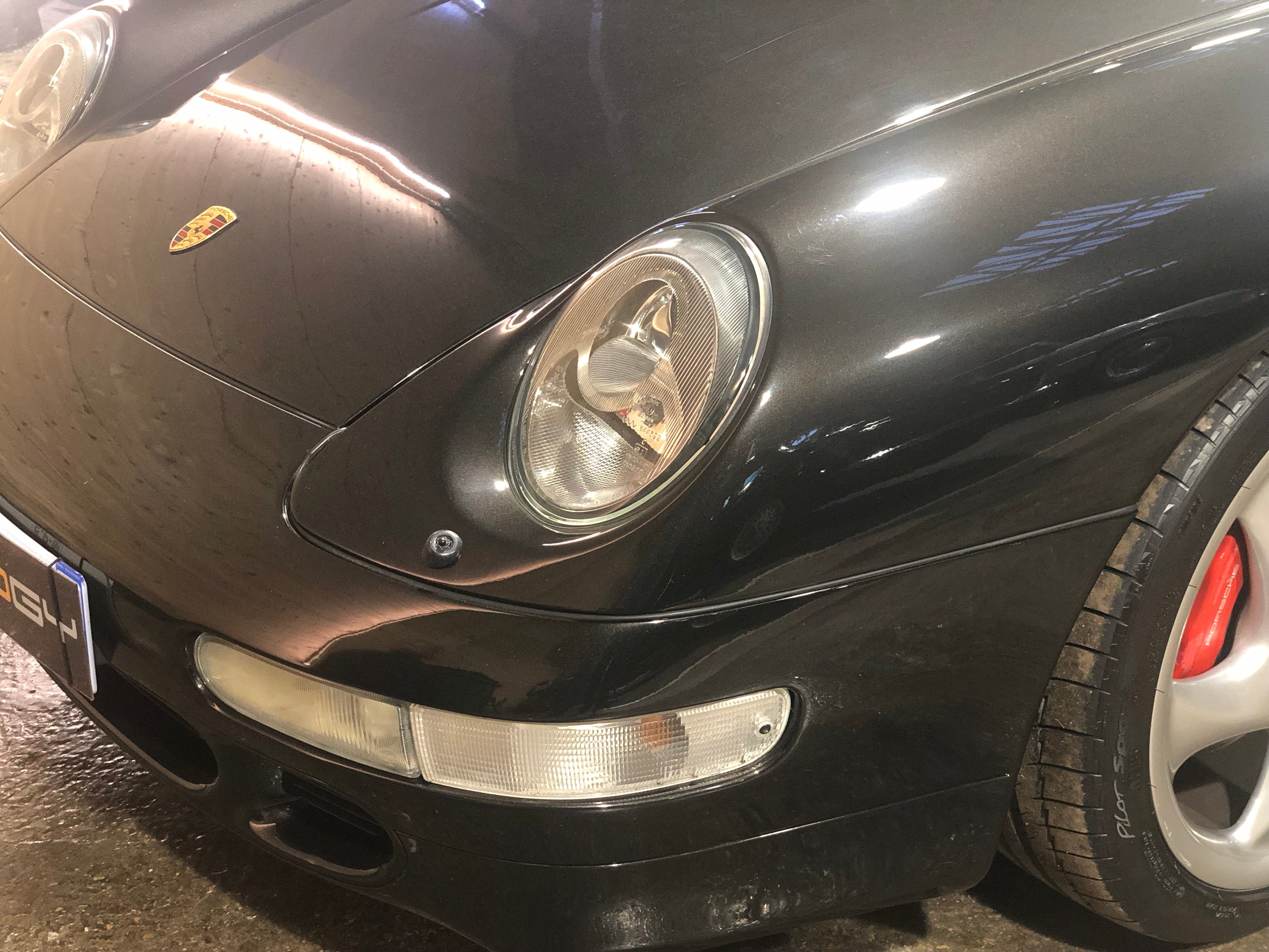 Porsche 993 Carrera 4S