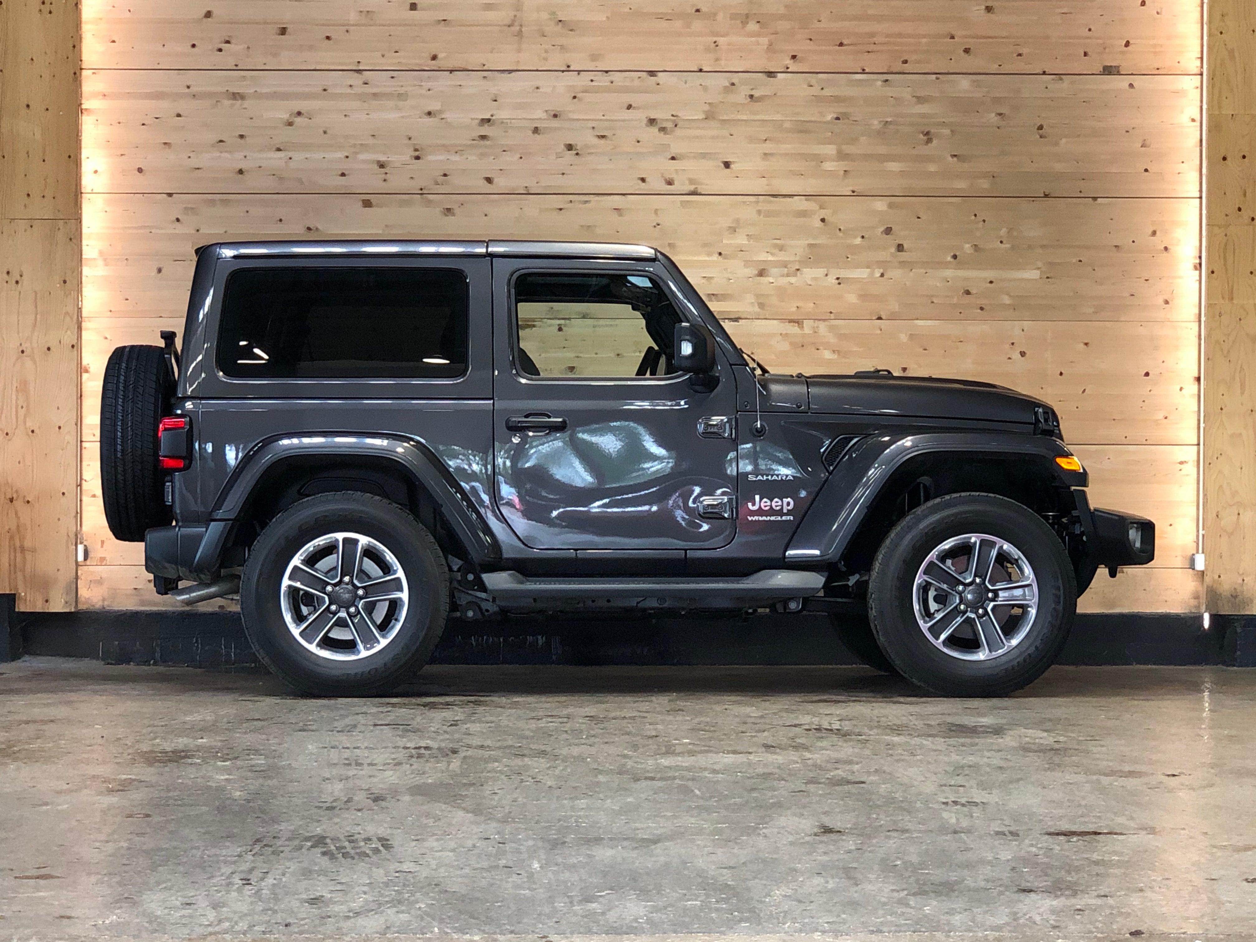 Jeep Wrangler 2.0T Sahara