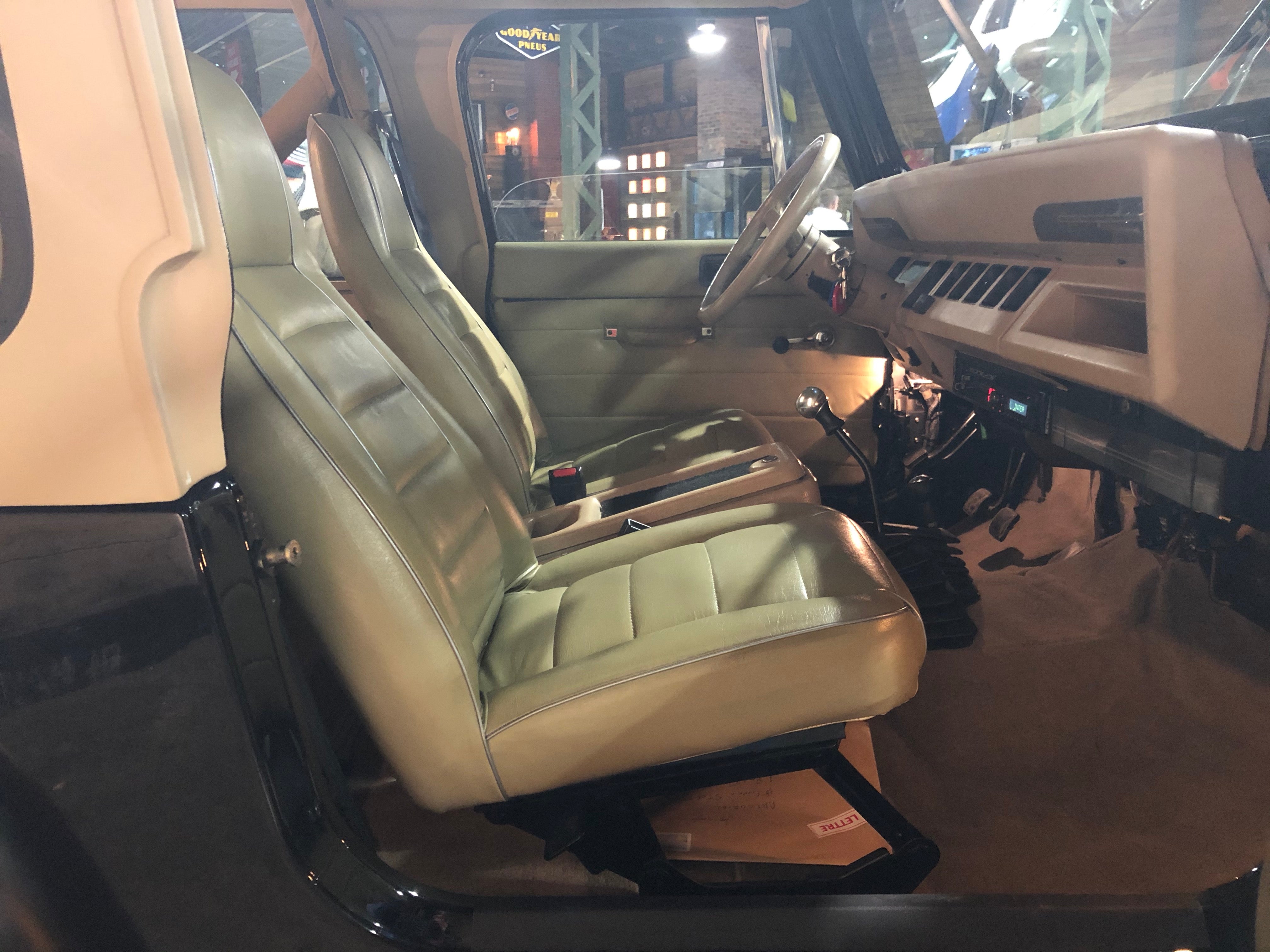 Jeep Wrangler YJ 2.5