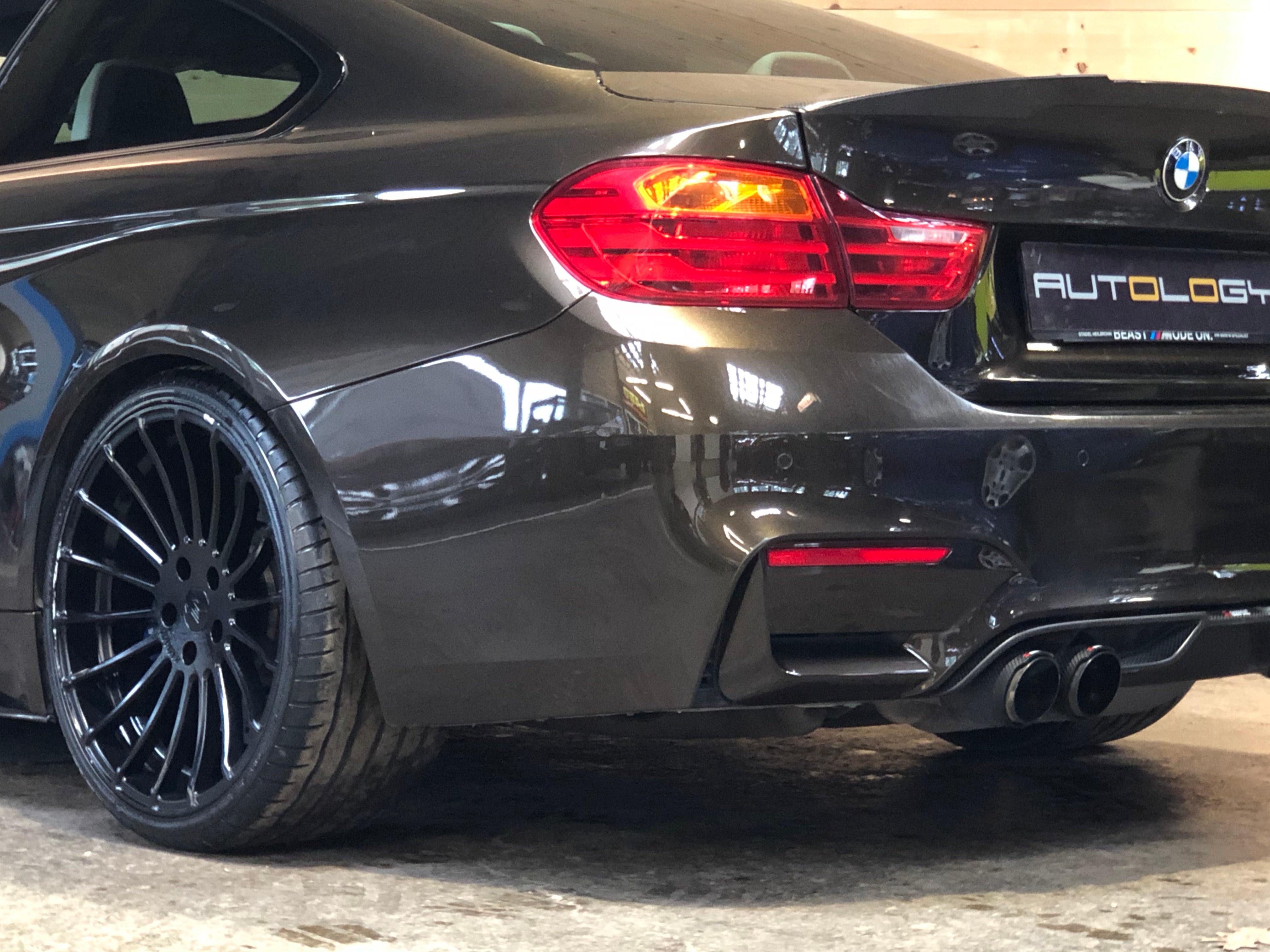 BMW M4 Coupe DKG7