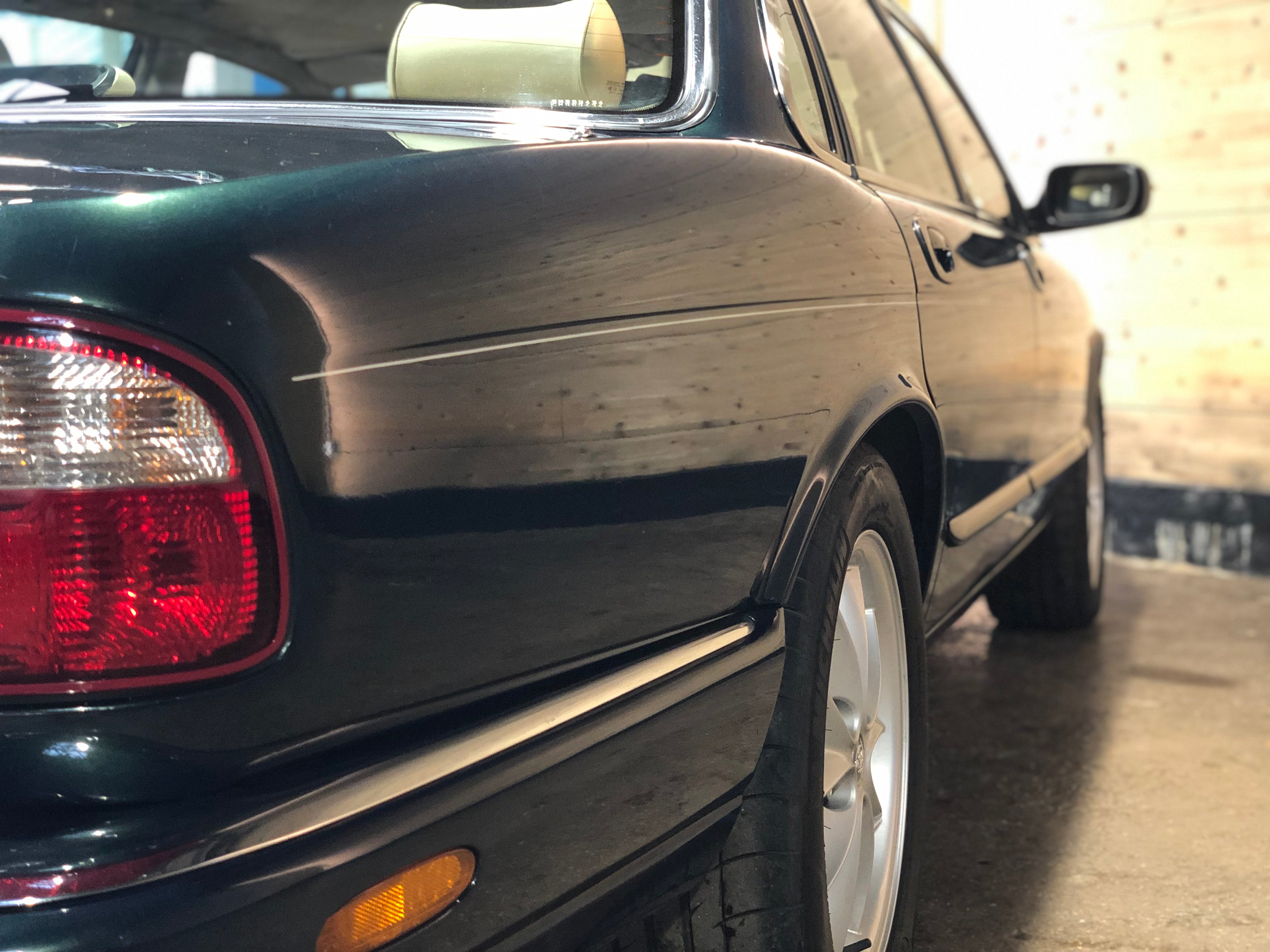 Jaguar XJ8 3.2