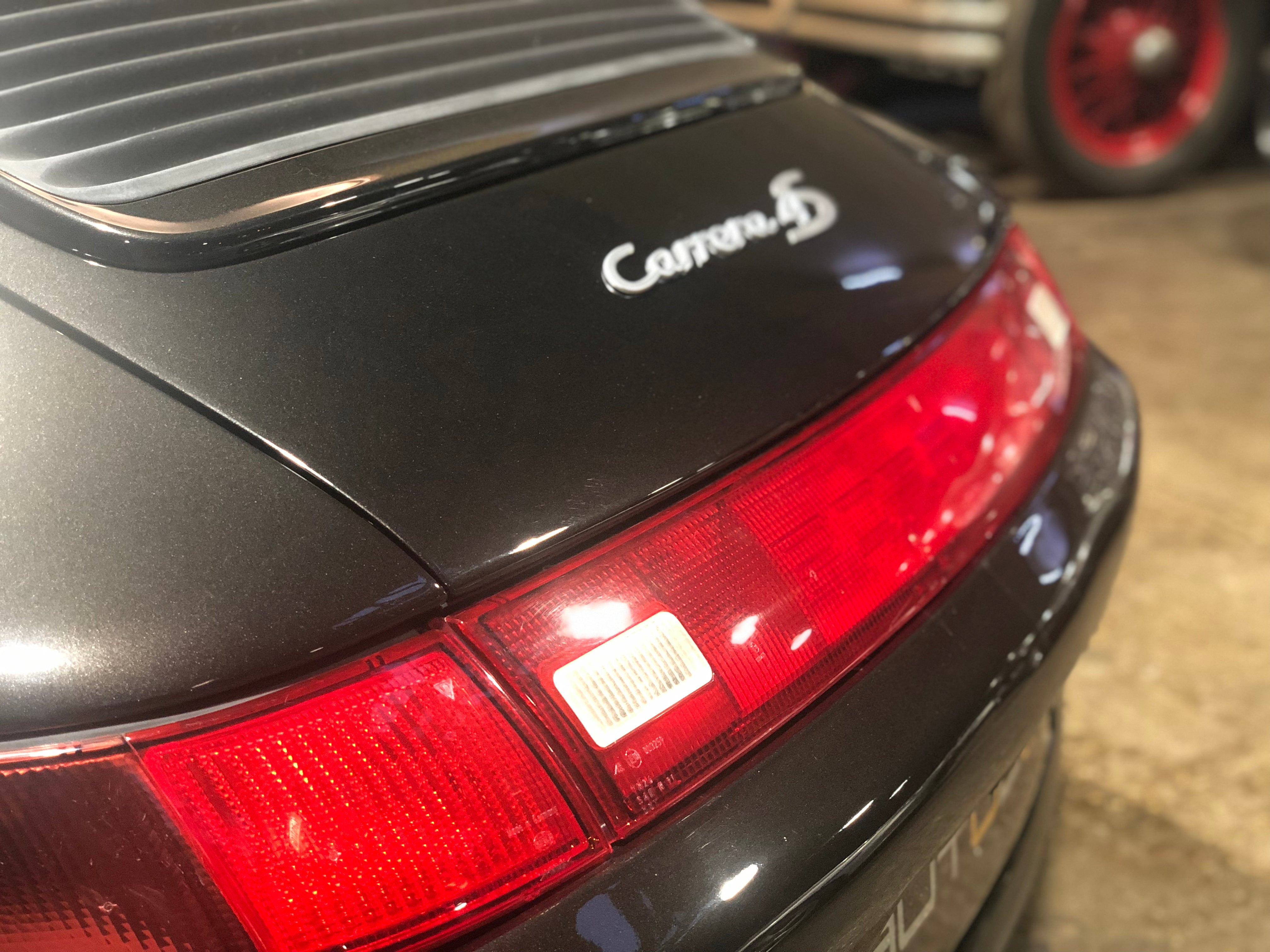 Porsche 993 Carrera 4S