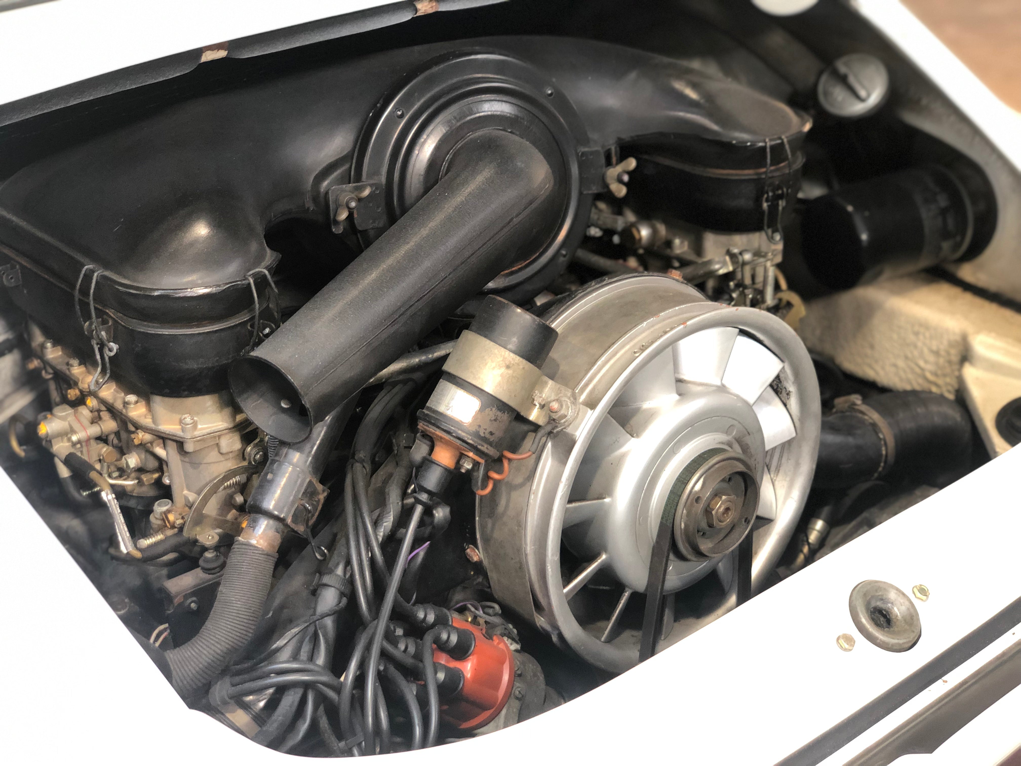 Porsche 911 2.4 T Targa