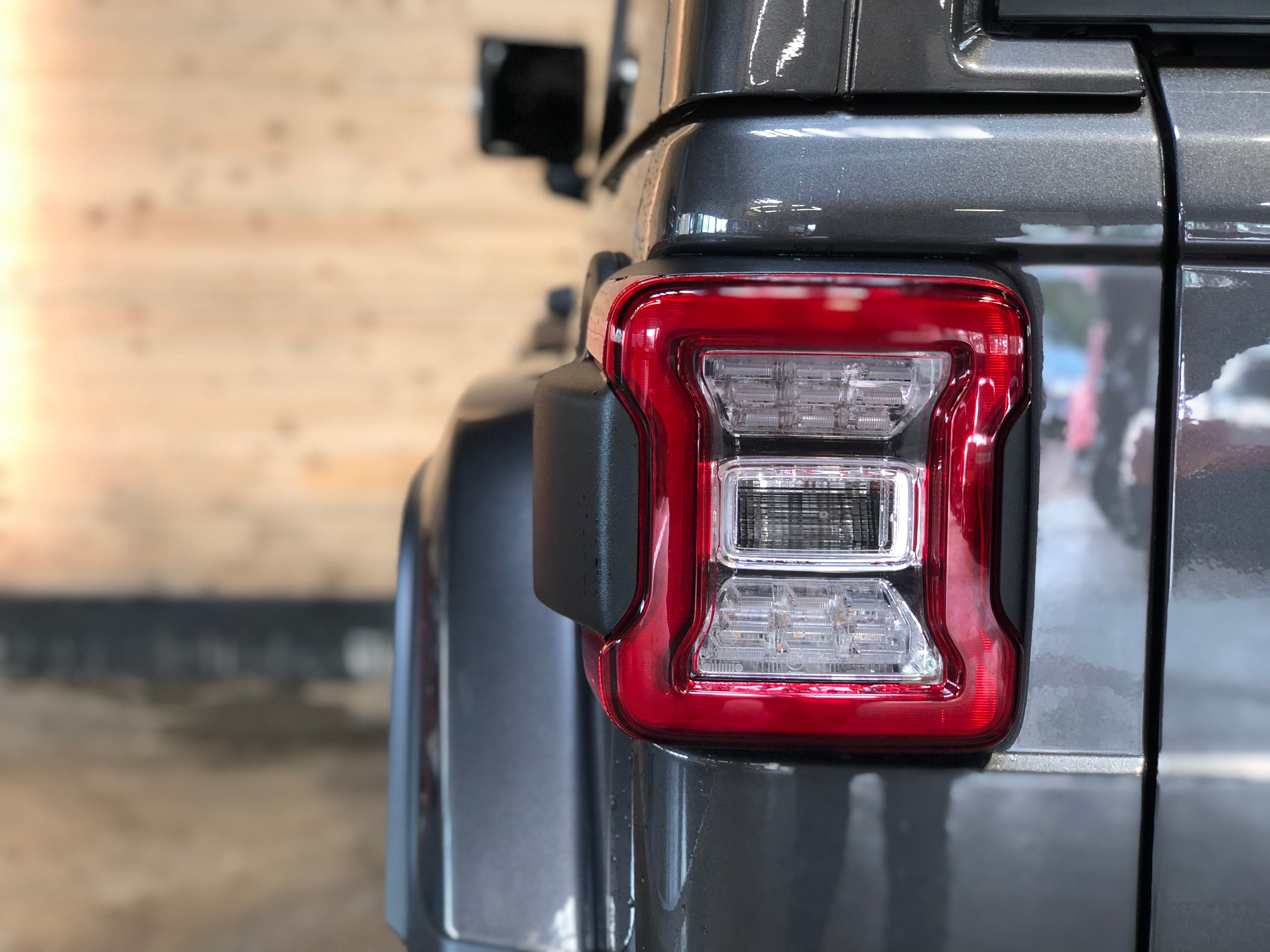 Jeep Wrangler 2.0T Sahara