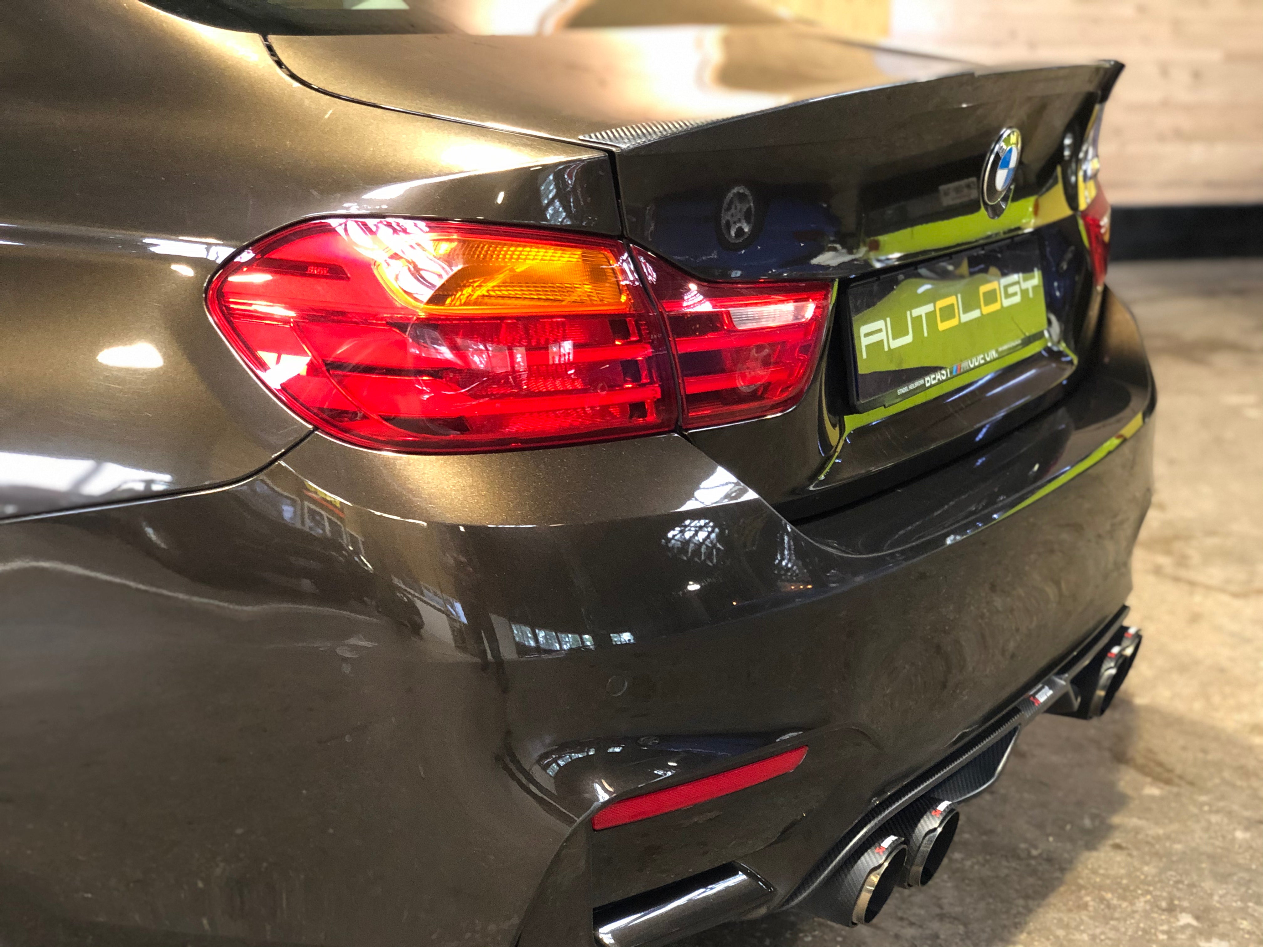 BMW M4 Coupe DKG7