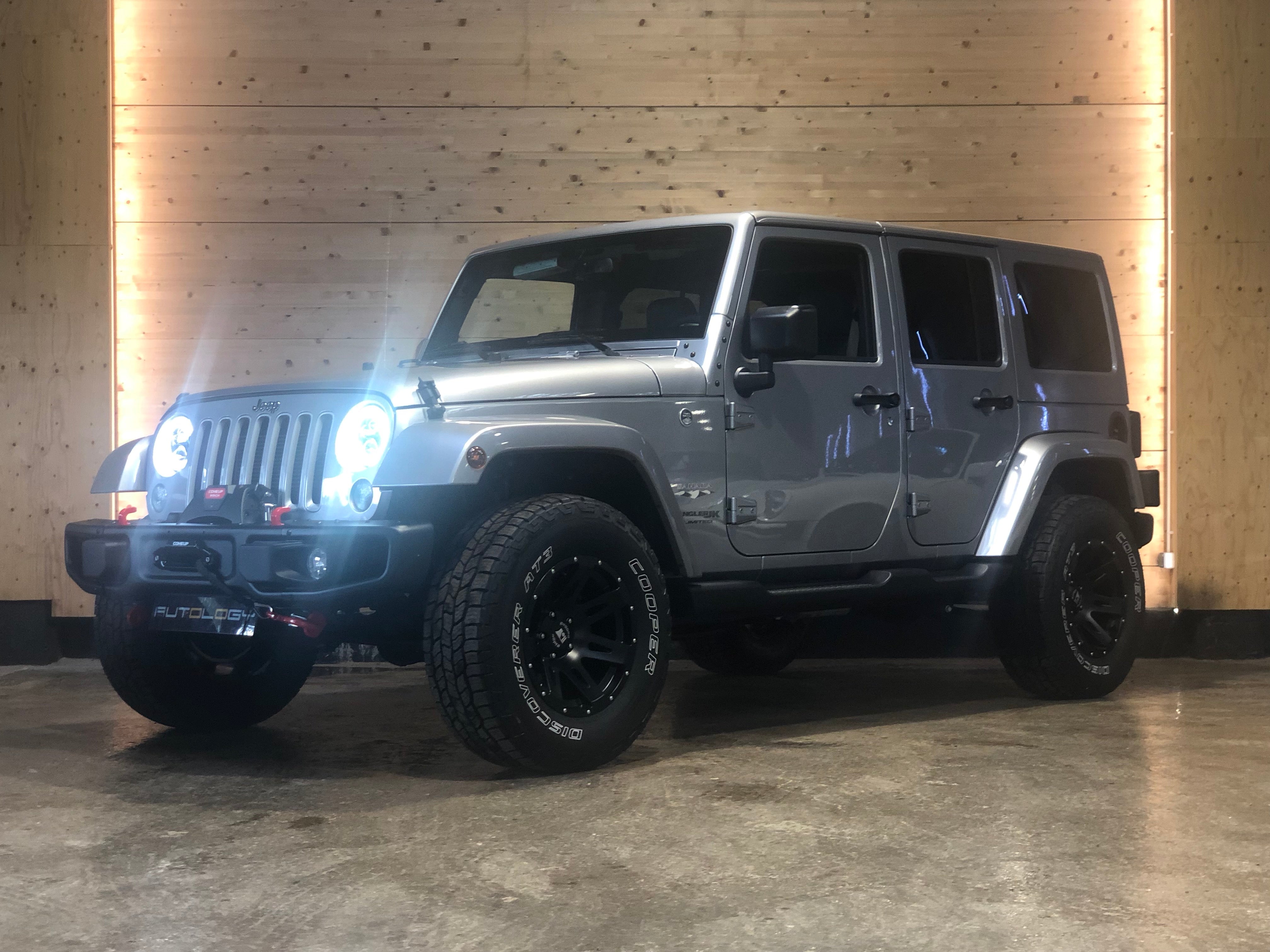 Jeep Wrangler Unlimited V6 3.6 Sahara BVA