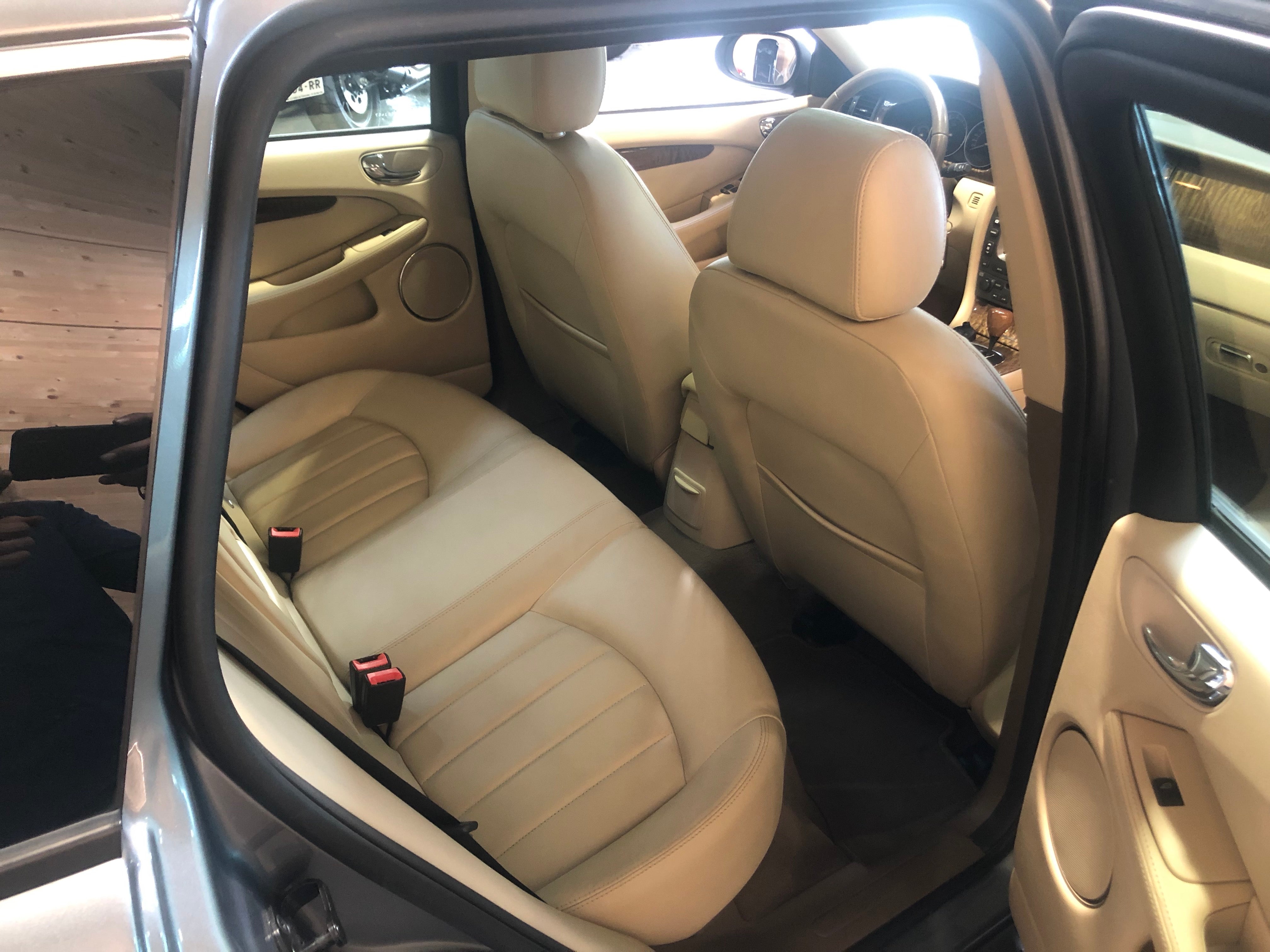 Jaguar X-Type Estate Classique 3.0 V6 AWD