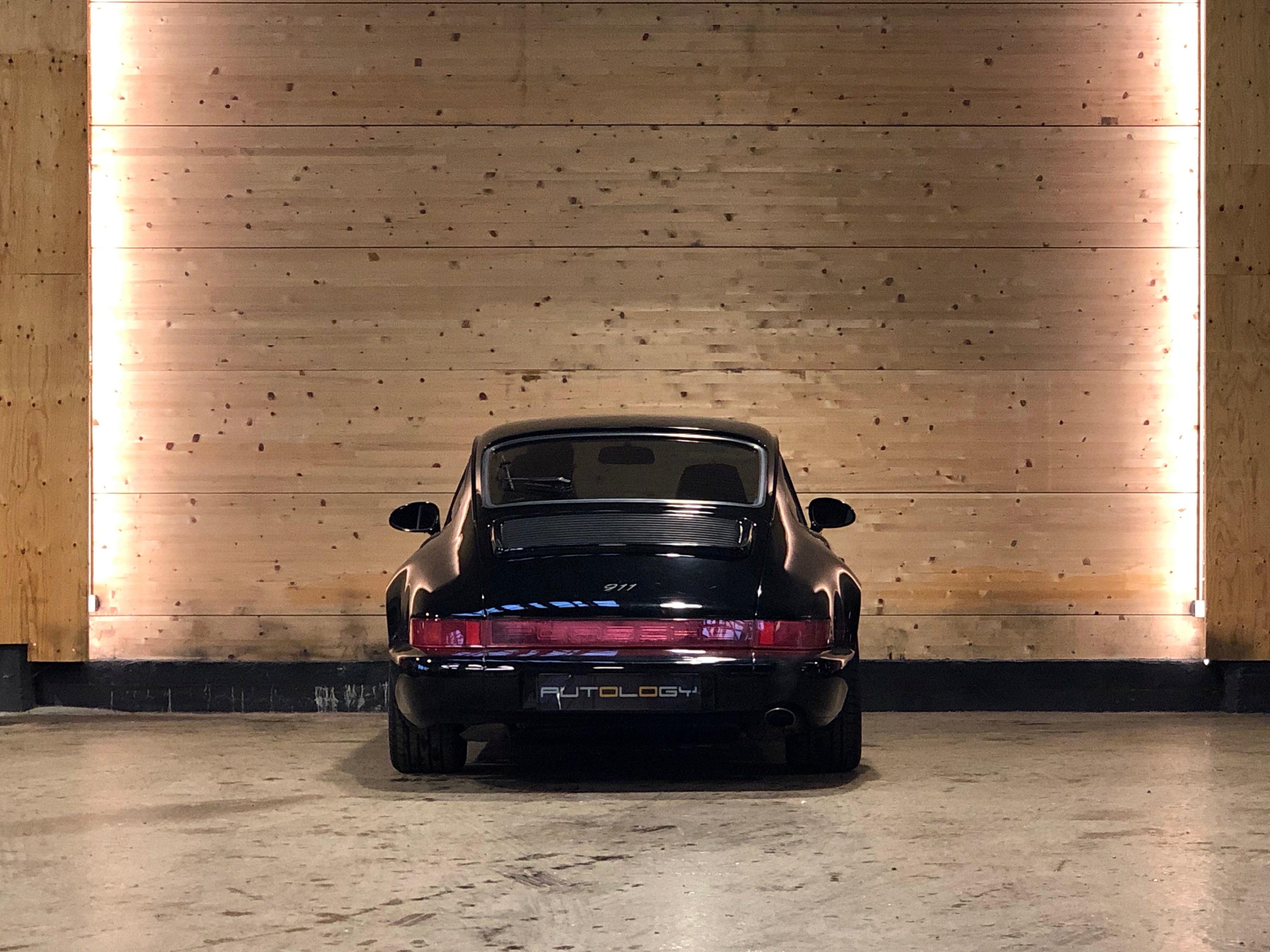 Porsche 964 Carrera 2 Tiptronic