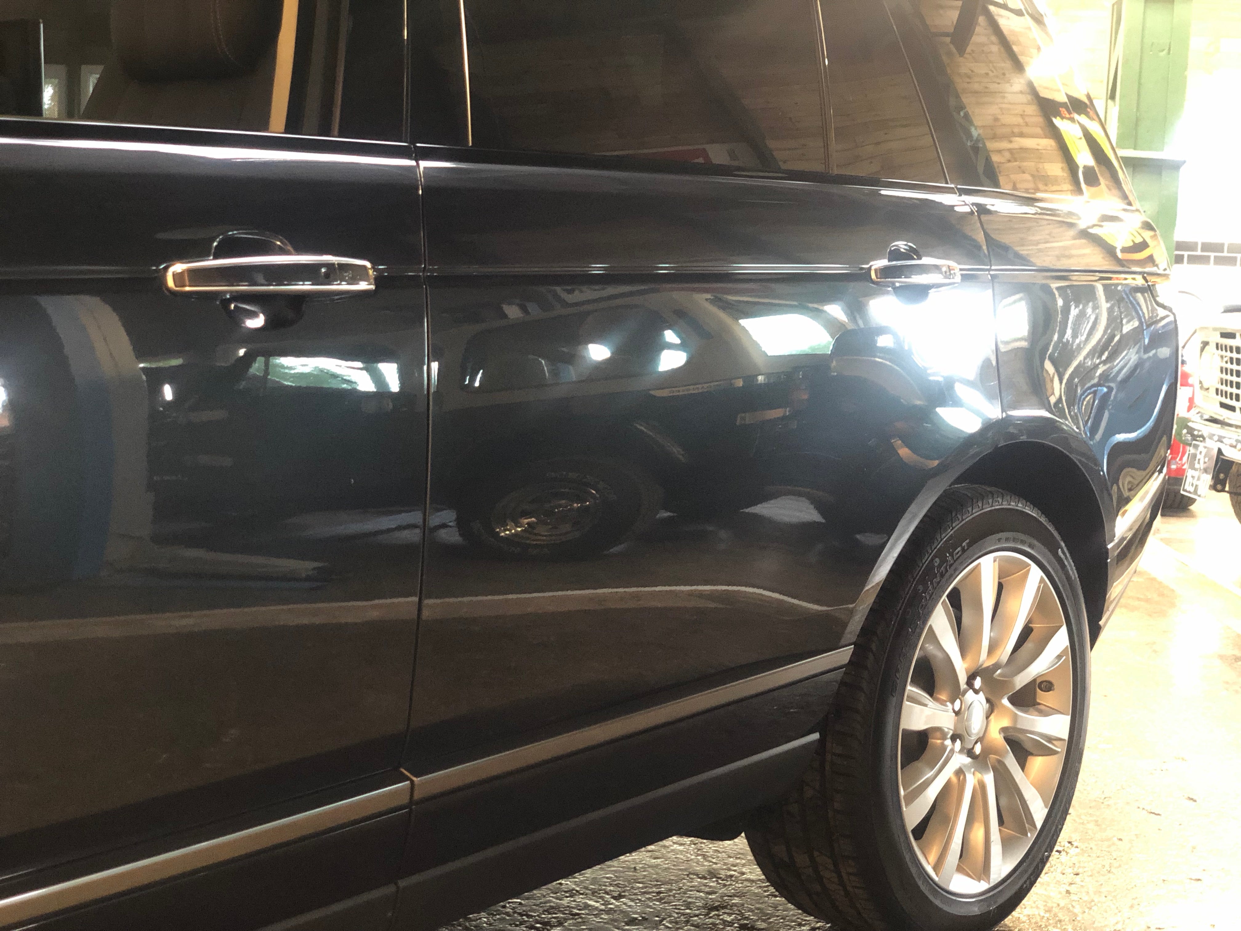 Land Rover Range Rover 4.4 SdV8 Autobiography LWB