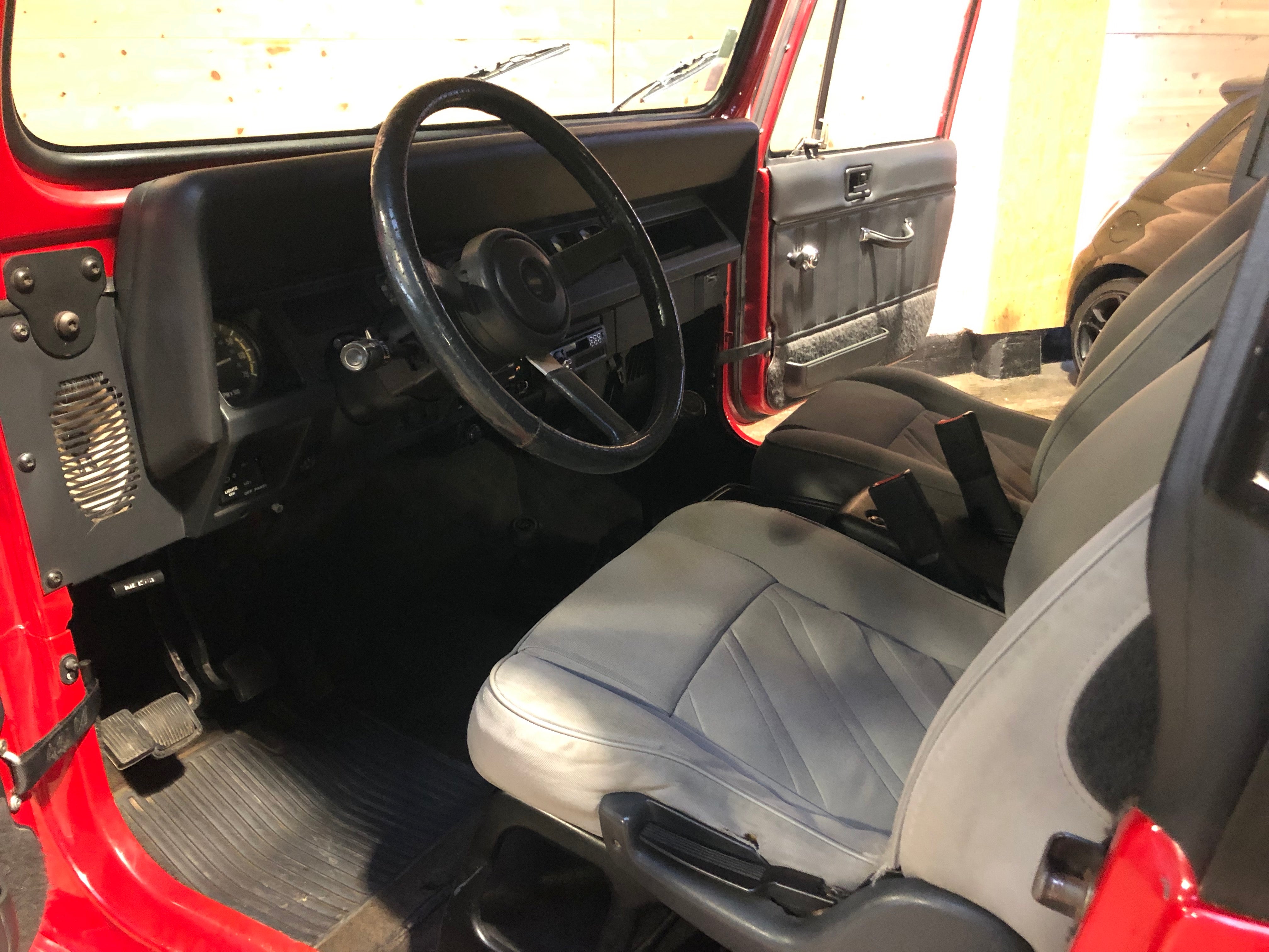 Jeep Wrangler YJ 4.0