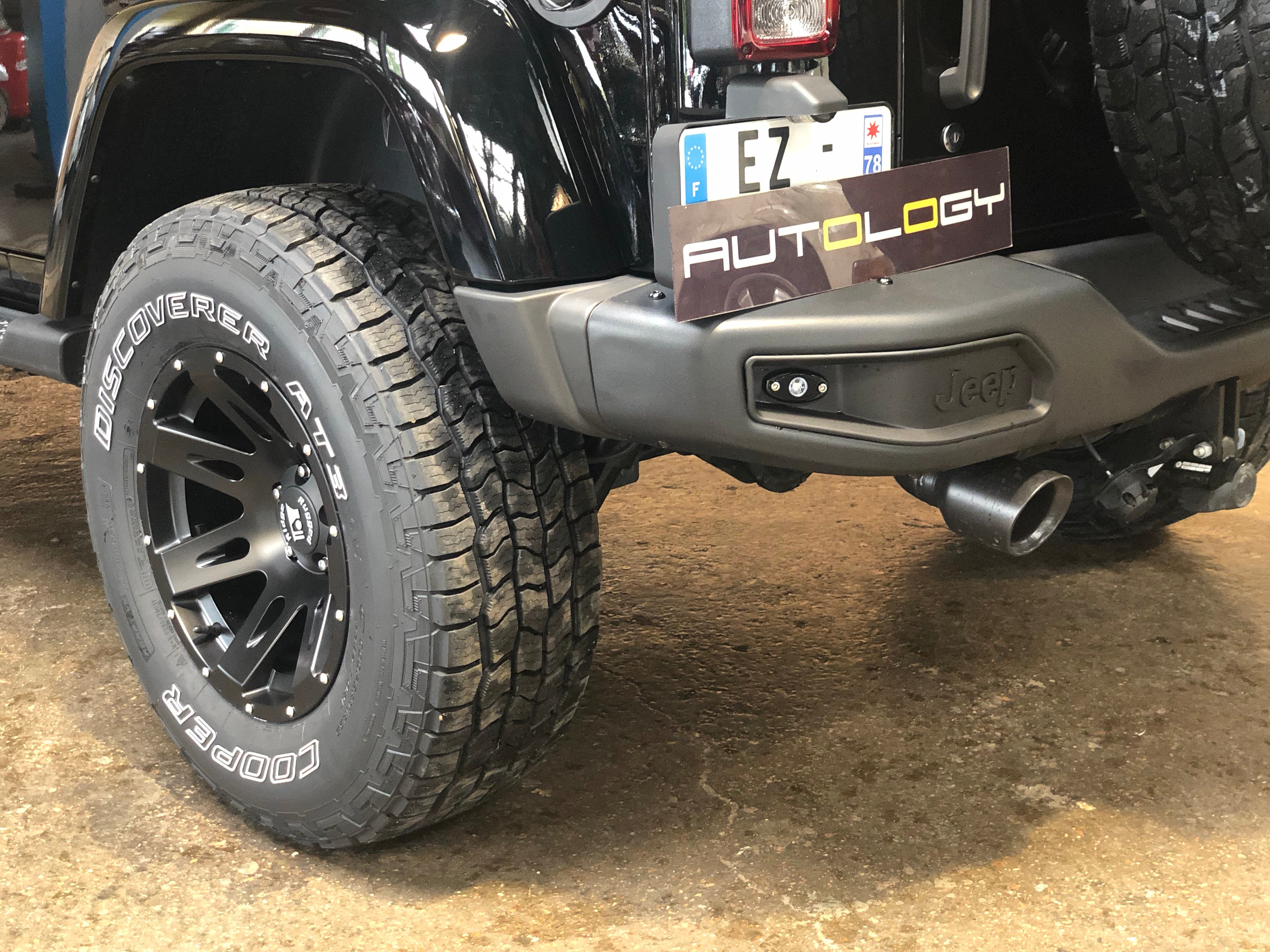 Jeep Wrangler Unlimited V6 3.6 Sahara BVA