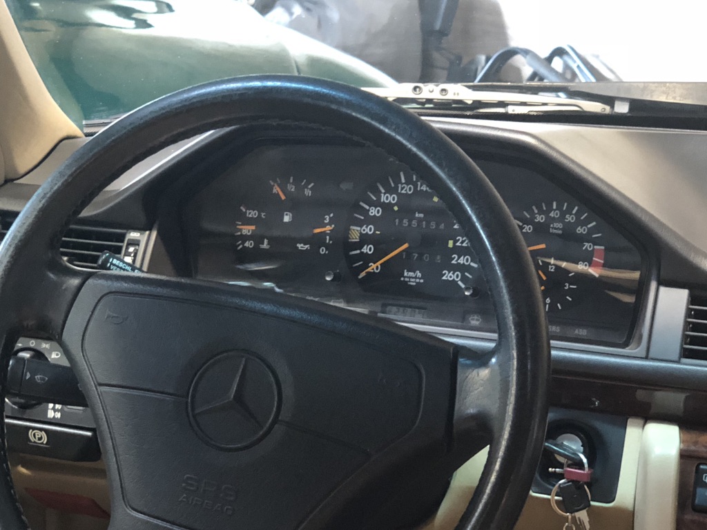 Mercedes 300TE-24 BVA