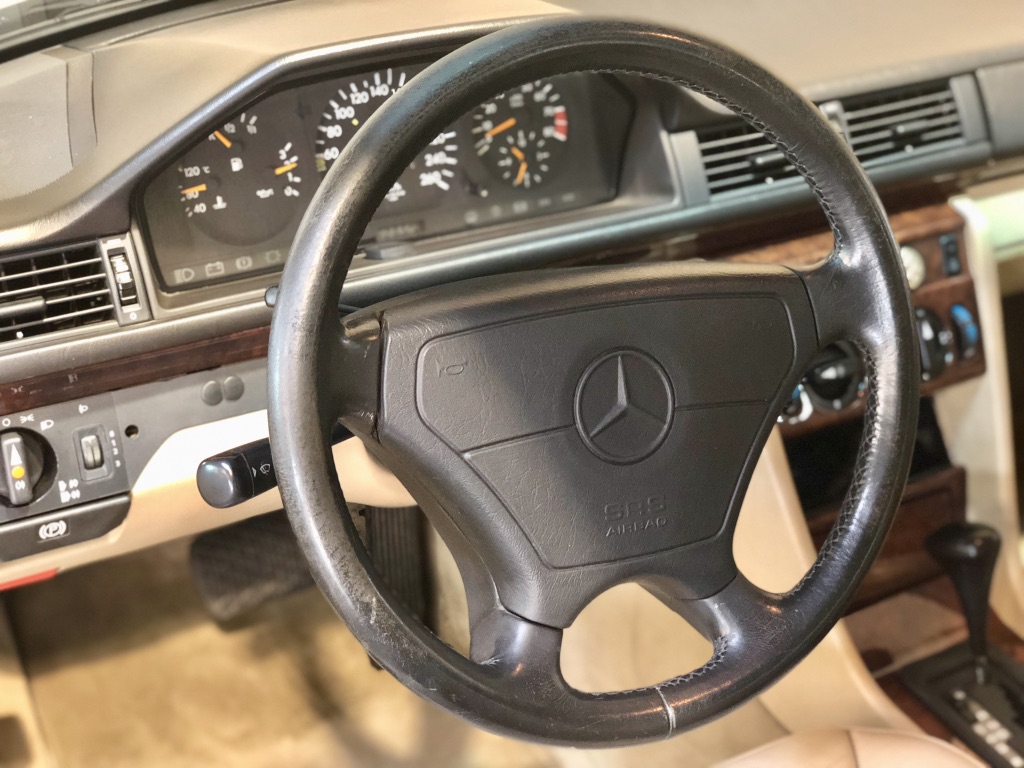 Mercedes 300TE-24 BVA