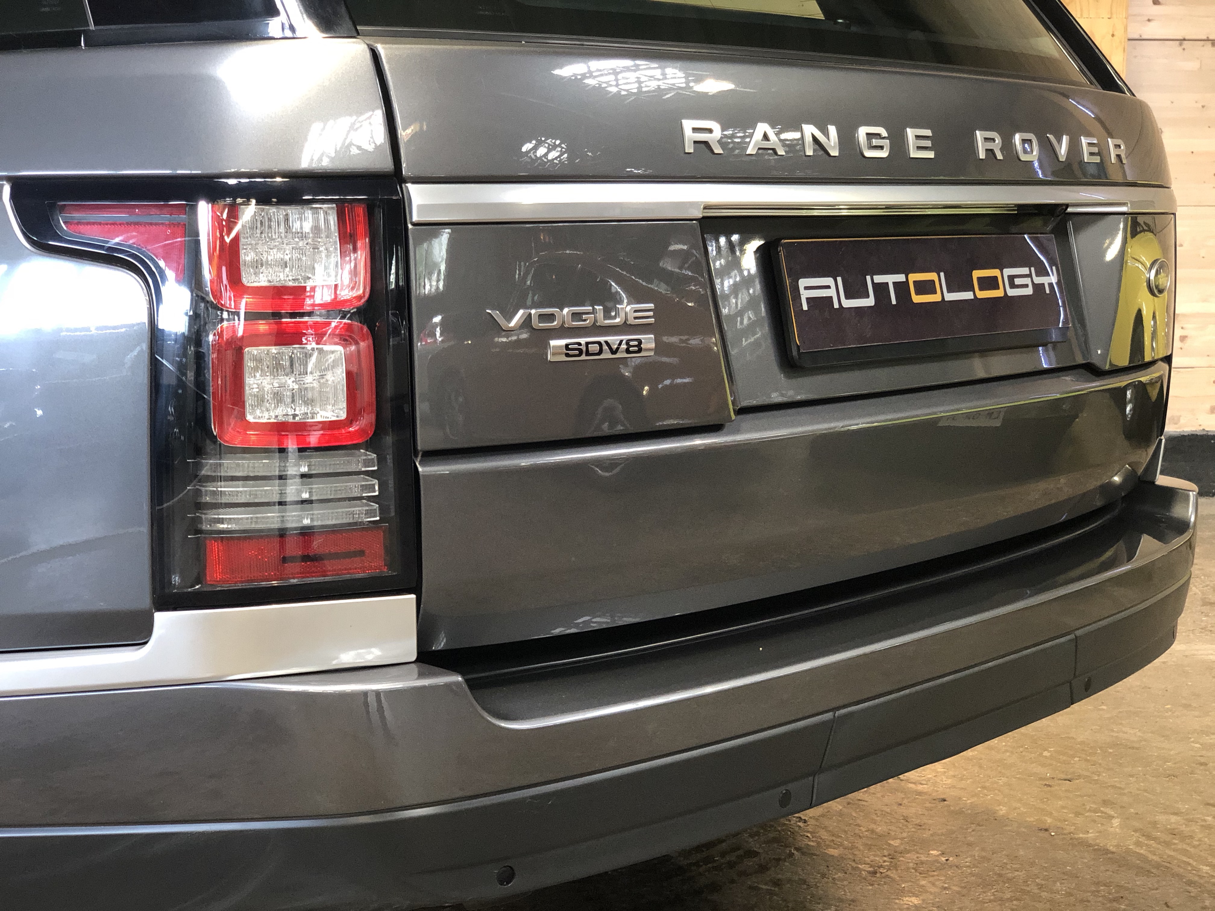 Land Rover Range Rover SdV8 Vogue