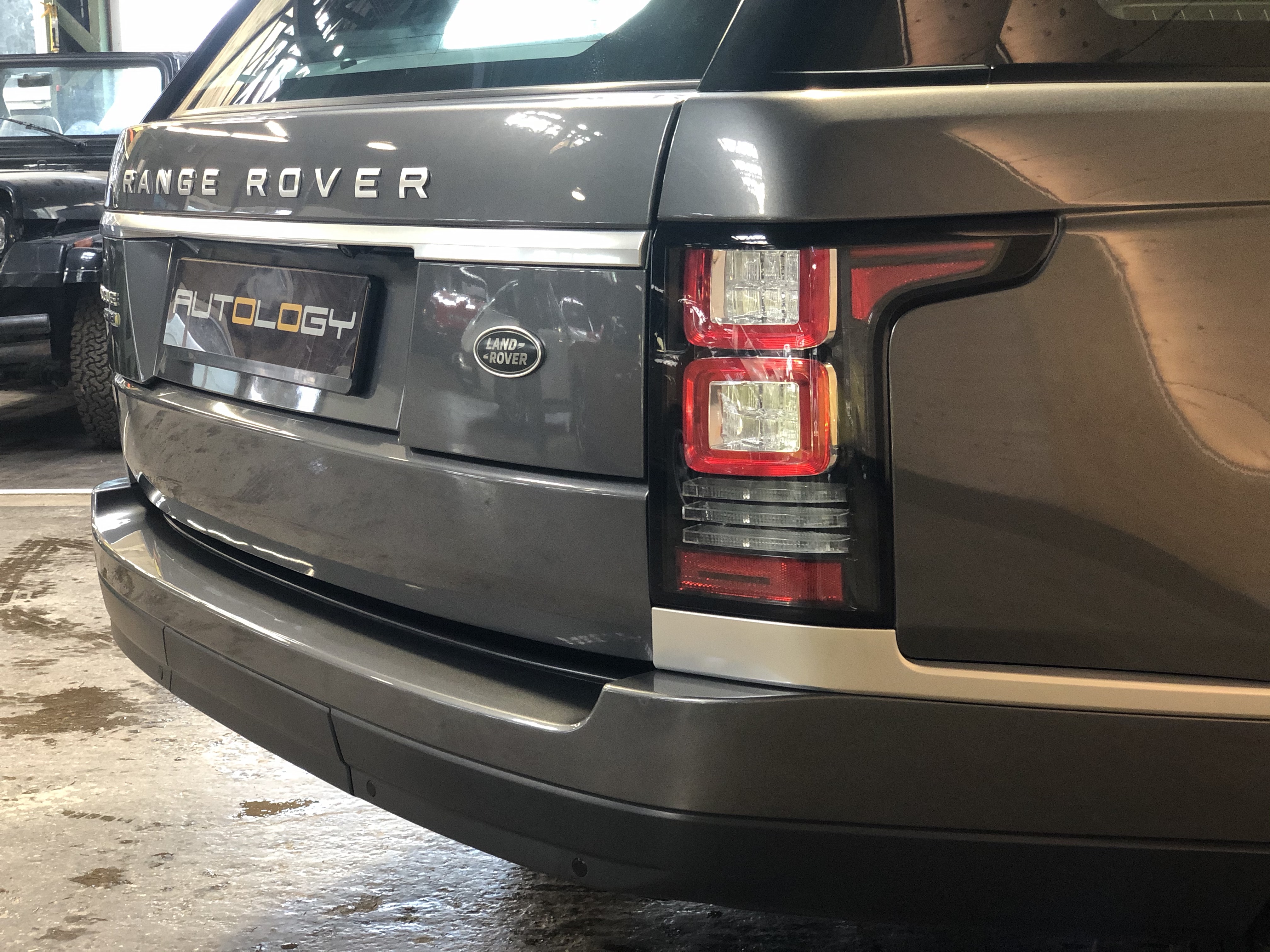 Land Rover Range Rover SdV8 Vogue