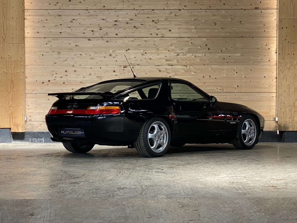 Porsche 928 GTS BVM5