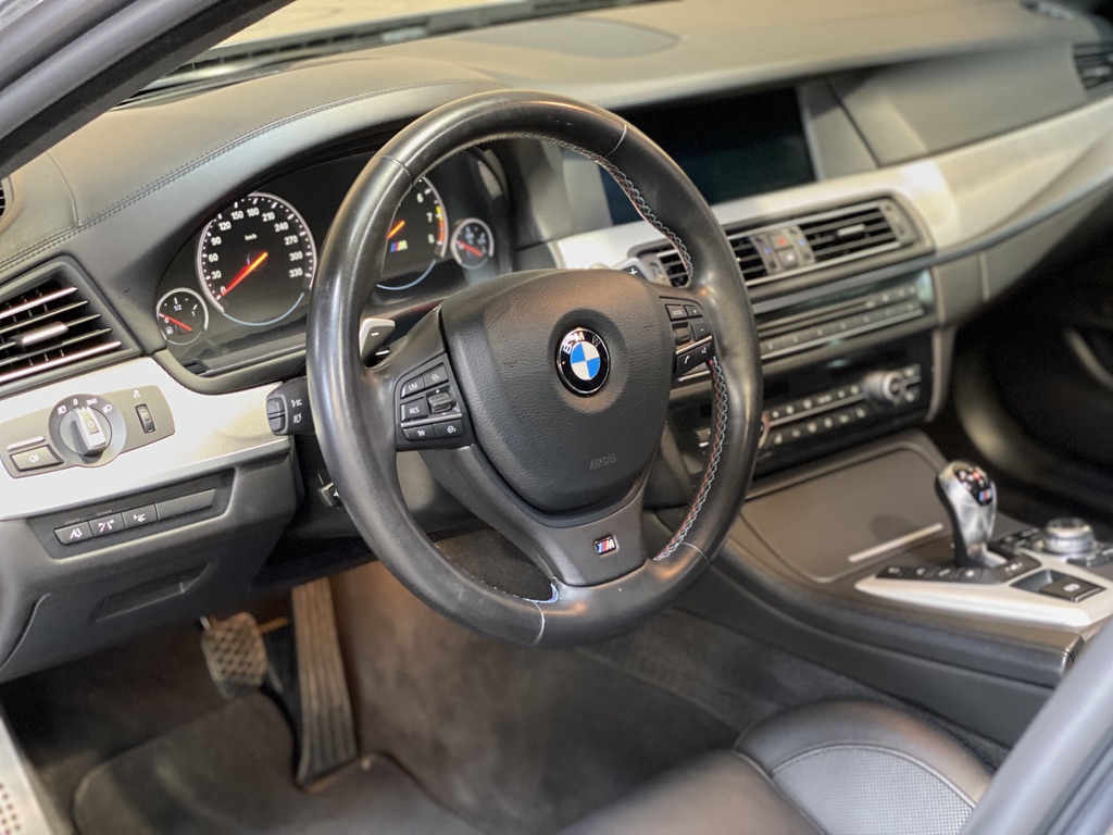 BMW M5 V8 Bi-Turbo 560ch