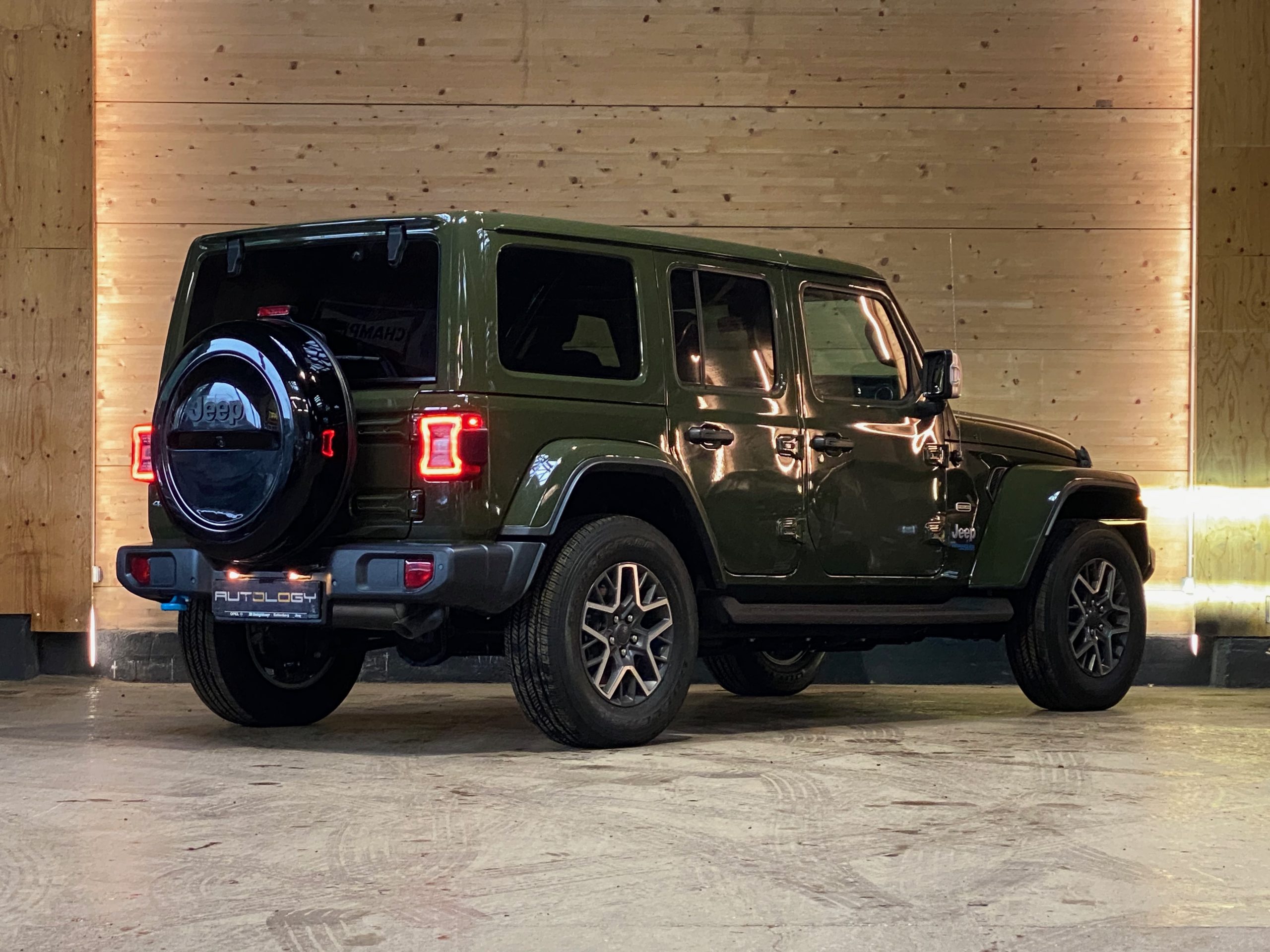 Jeep Wrangler Unlimited 4xe Overland