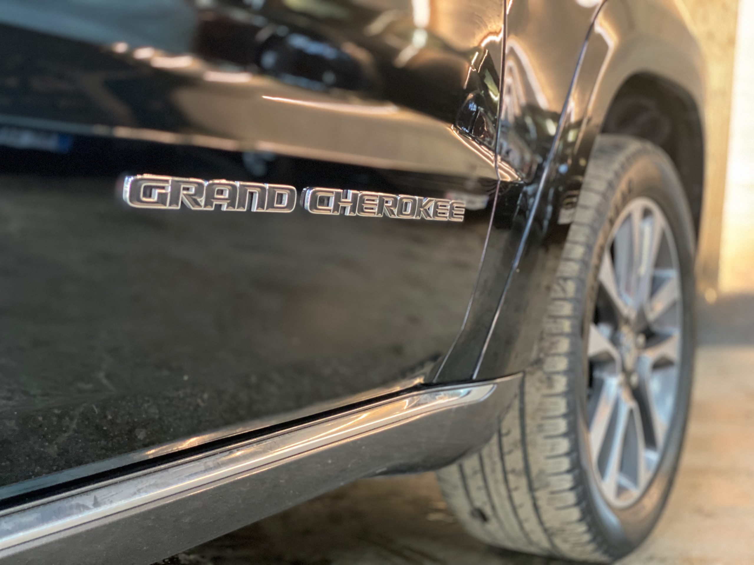 Jeep Grand Cherokee V8 5.7 Summit BVA8