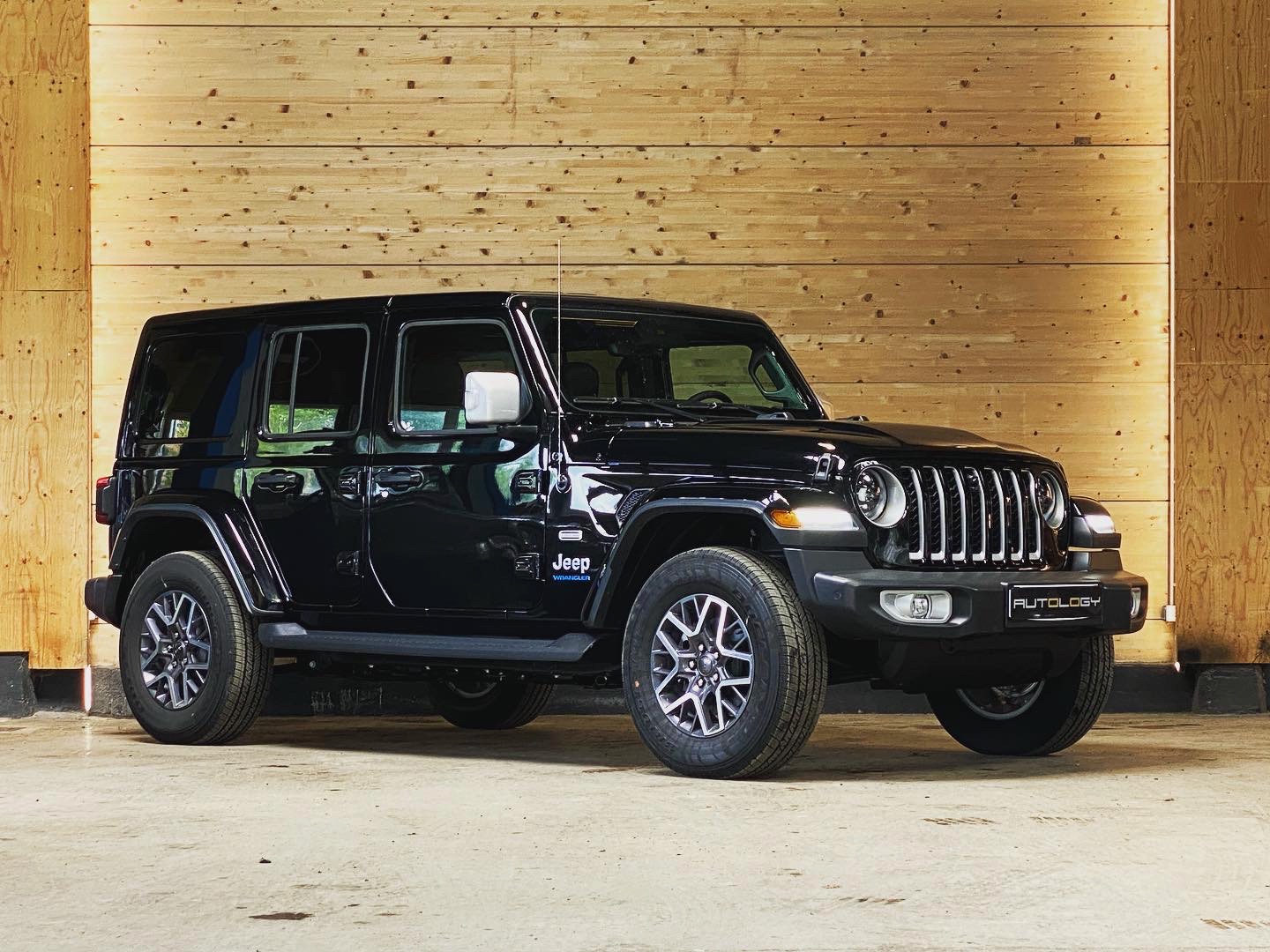 Jeep Wrangler JL Unlimited 4xe Overland